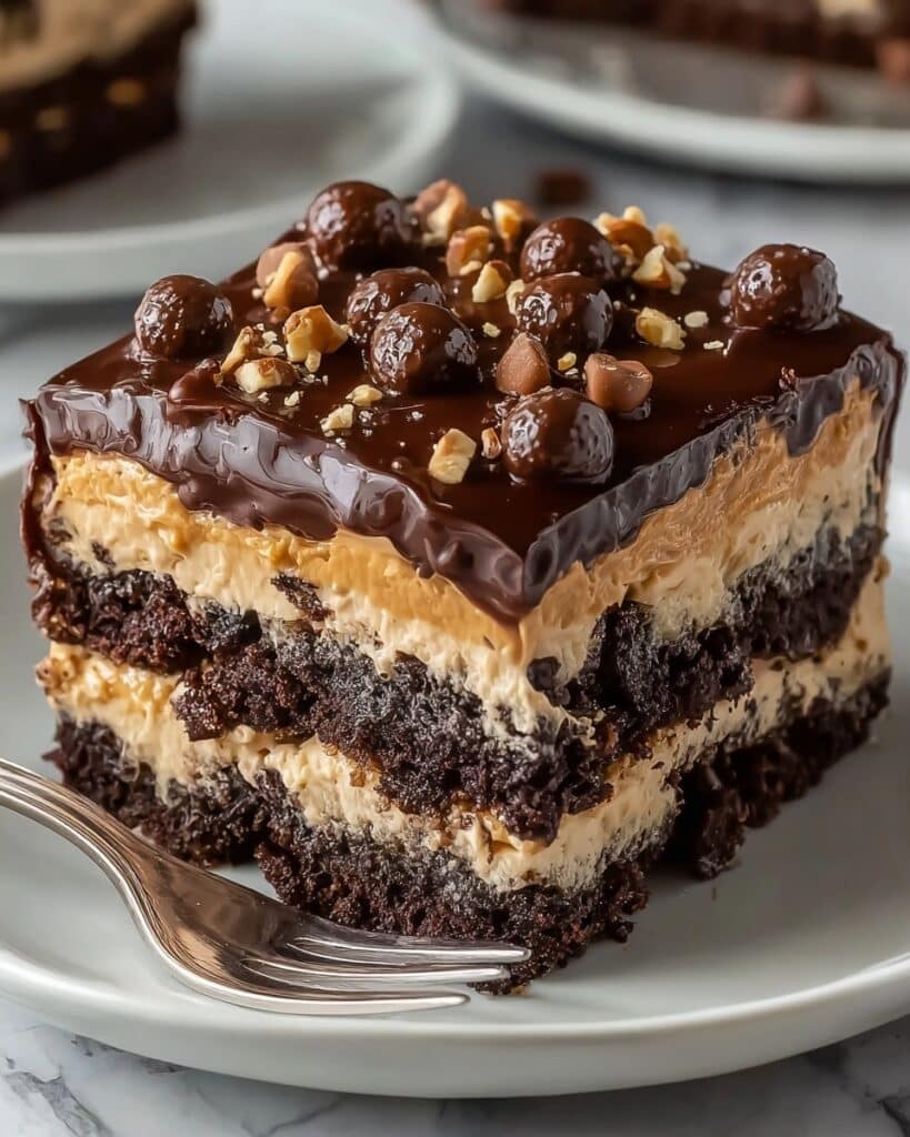 Reese’s Peanut Butter Earthquake Cake Recipe