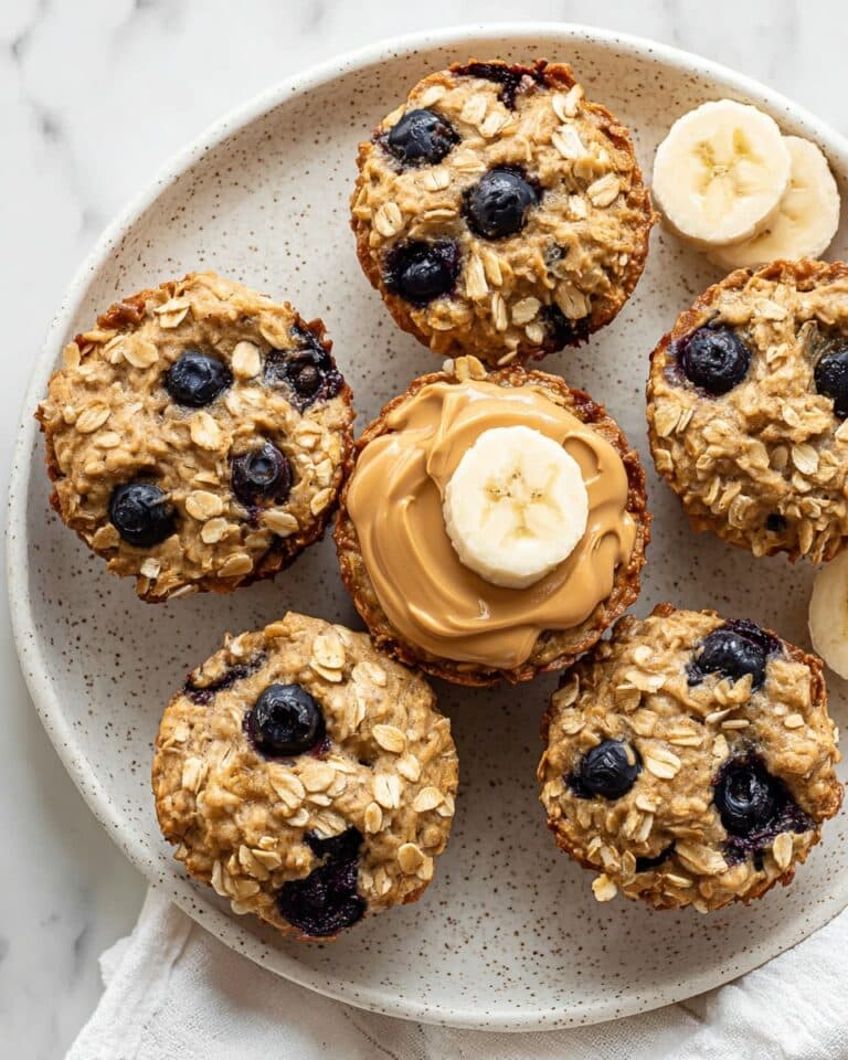Blueberry Banana Baked Oatmeal Cups Recipe